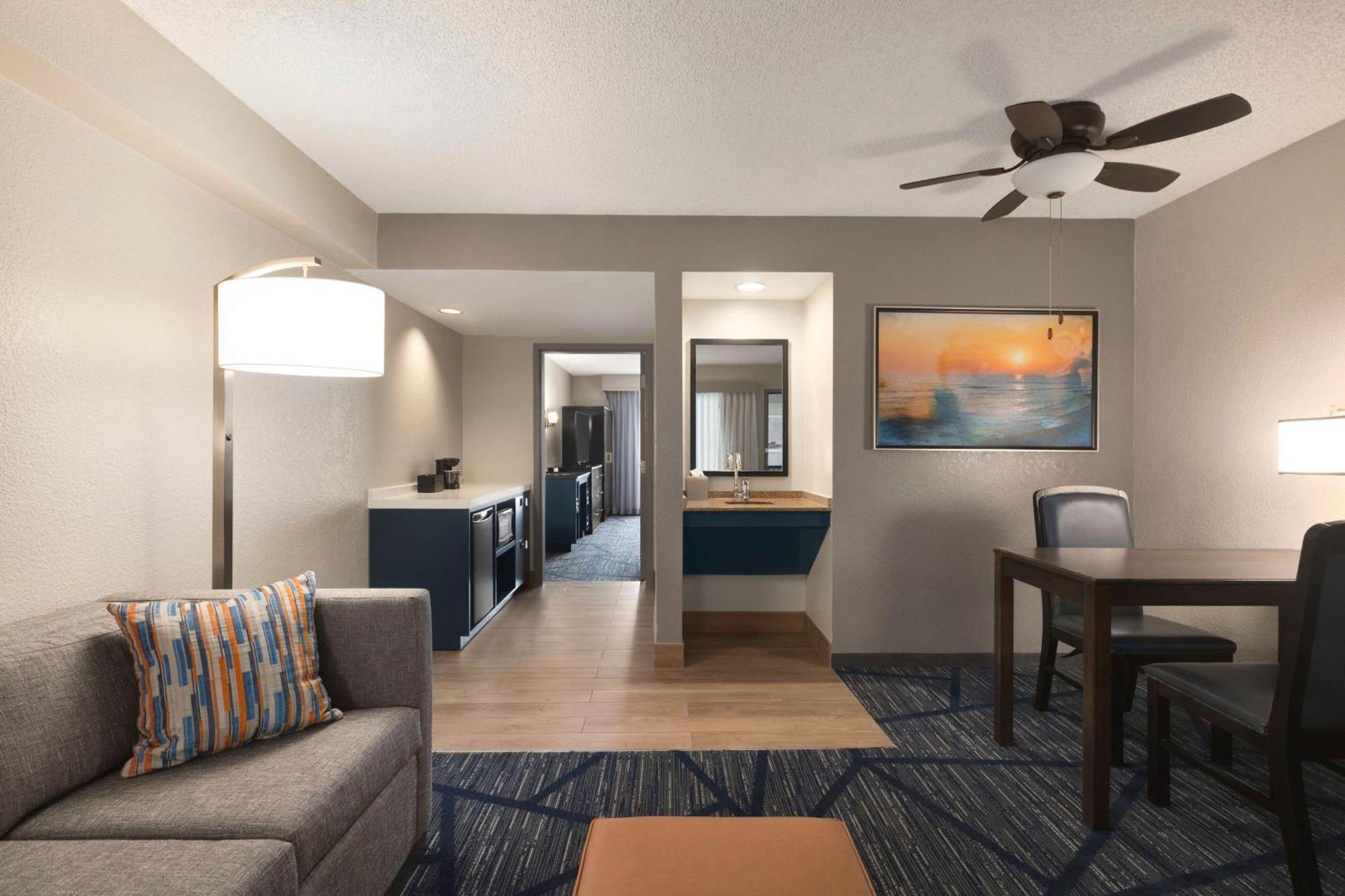 Embassy Suites By Hilton Miami International Airport Miami Springs Dış mekan fotoğraf