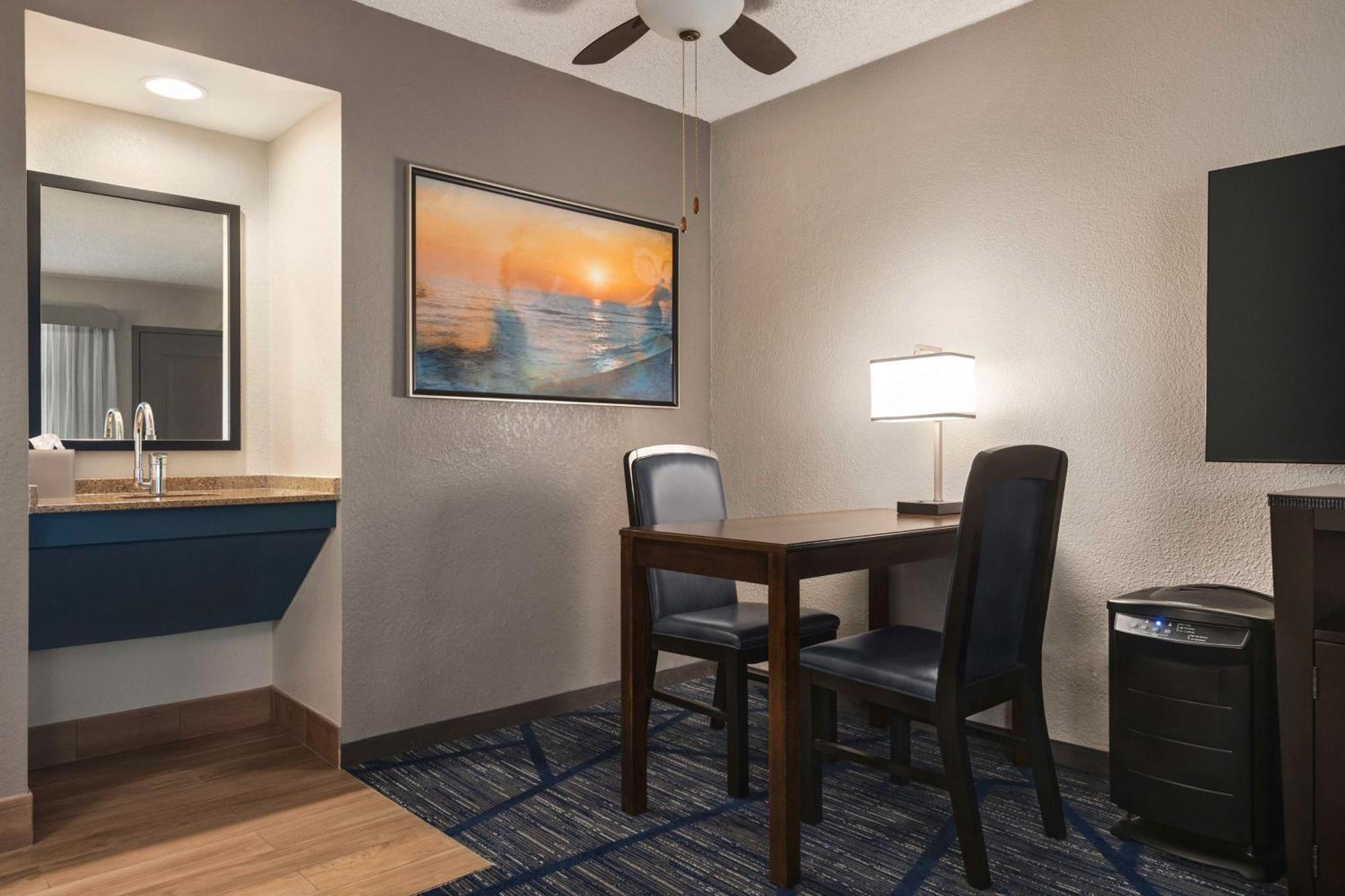 Embassy Suites By Hilton Miami International Airport Miami Springs Dış mekan fotoğraf