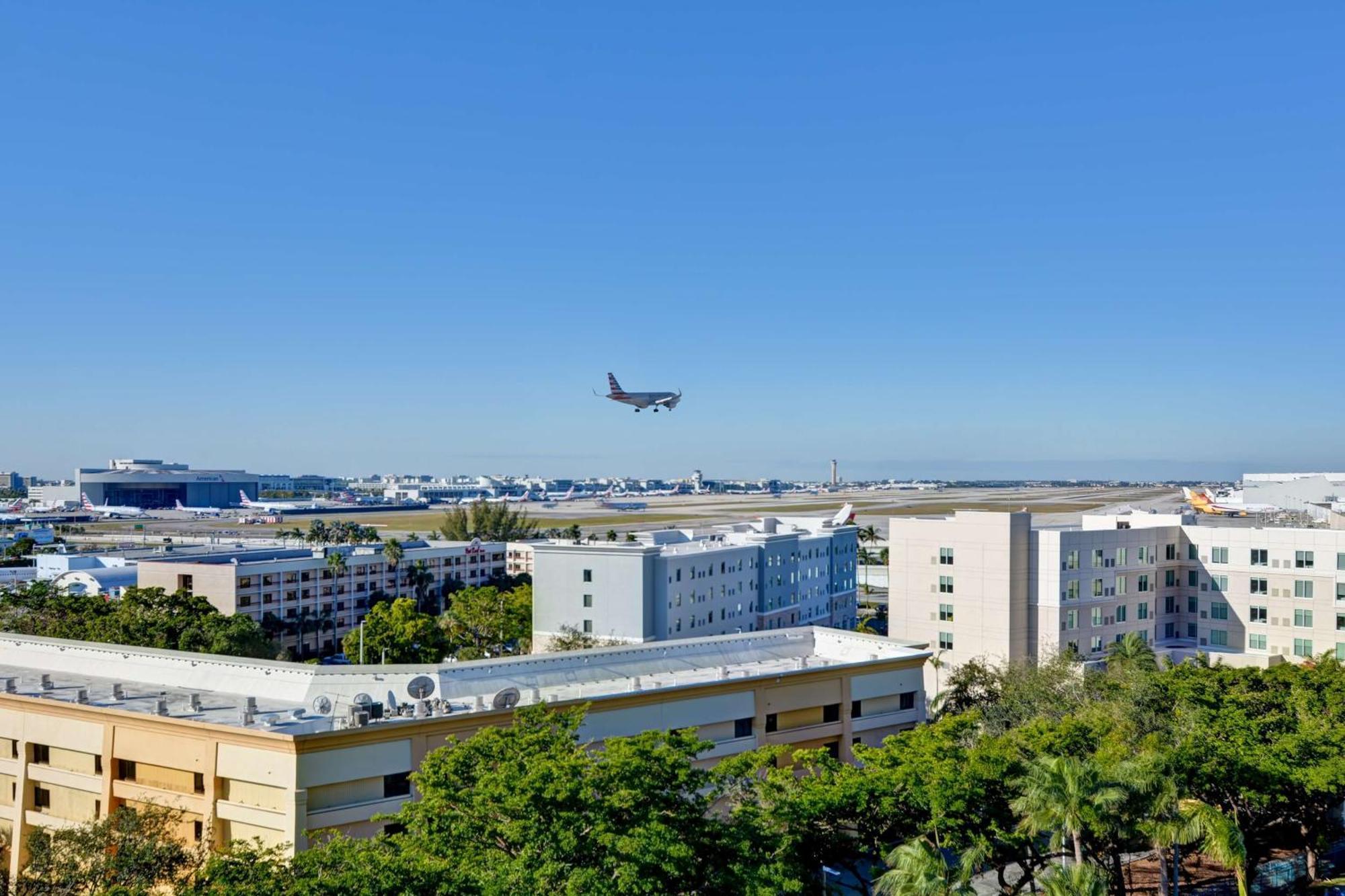 Embassy Suites By Hilton Miami International Airport Miami Springs Dış mekan fotoğraf