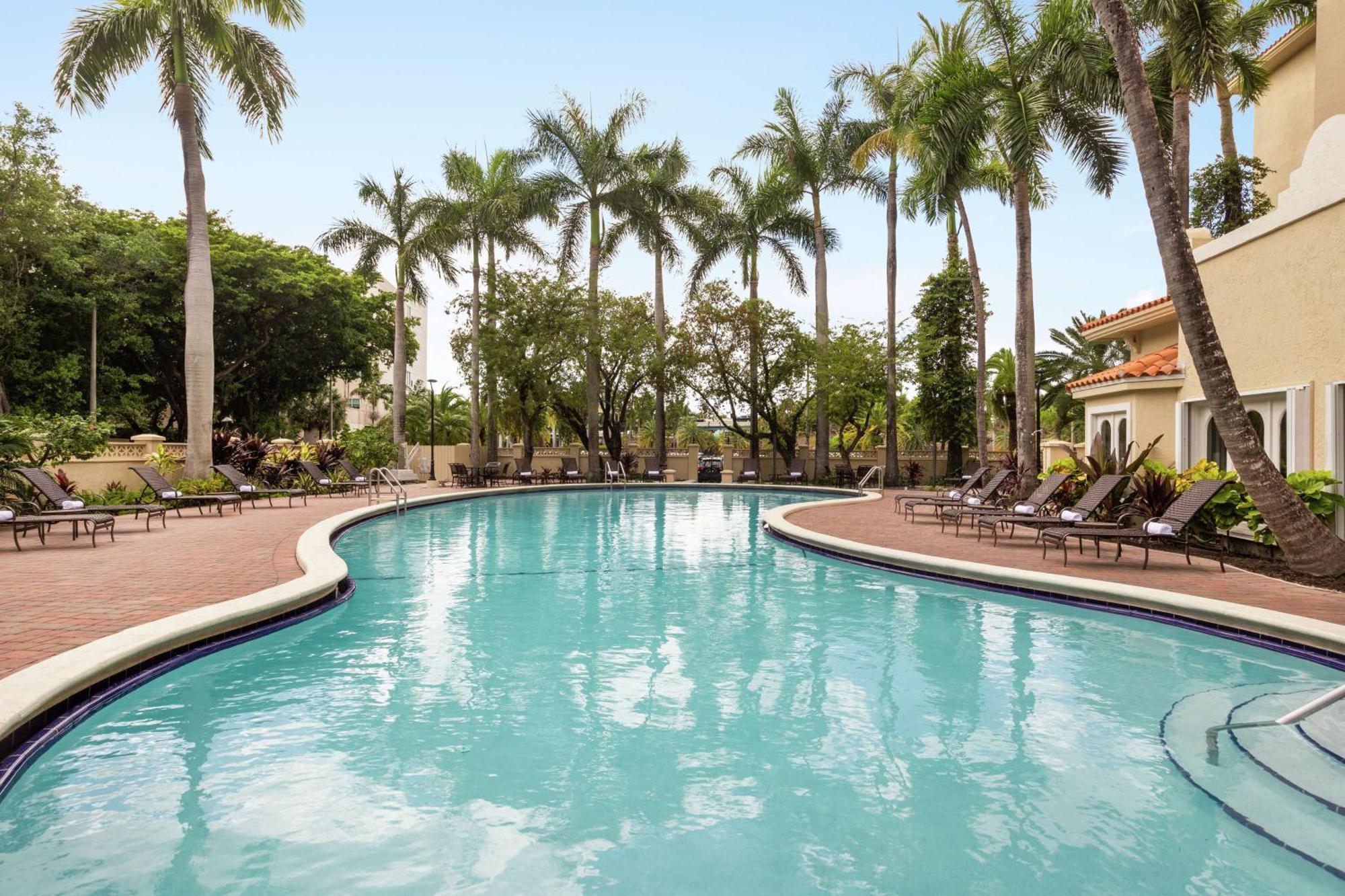 Embassy Suites By Hilton Miami International Airport Miami Springs Dış mekan fotoğraf